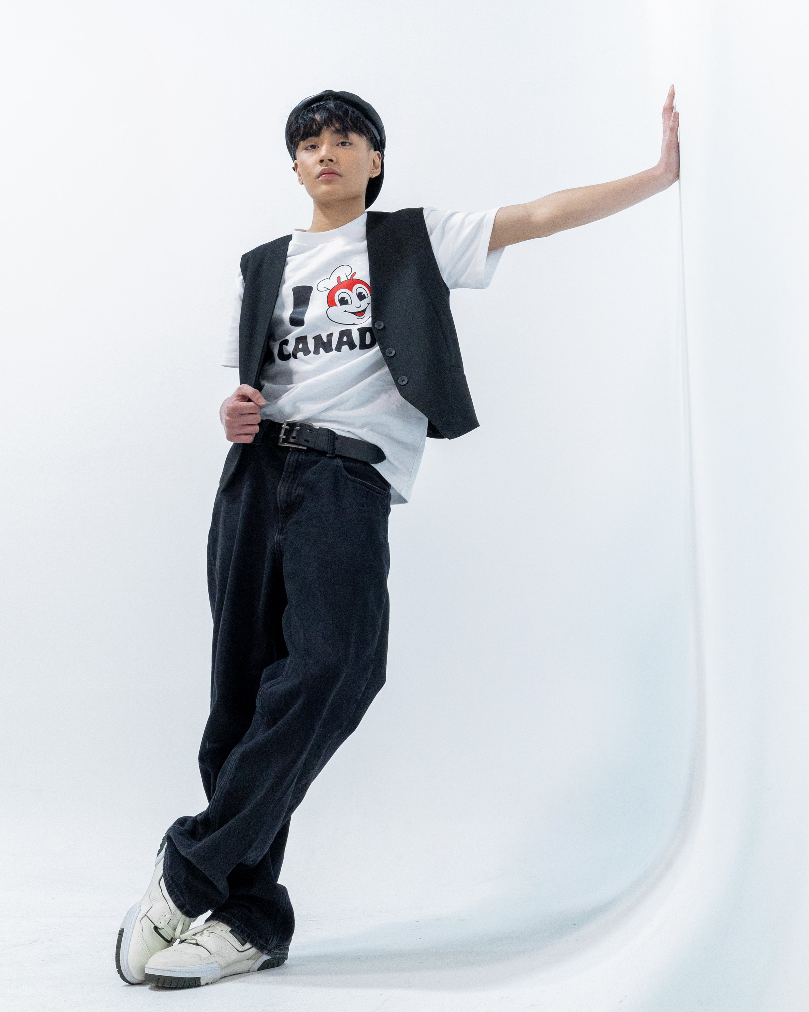 I JB Canada T-Shirt hover figure